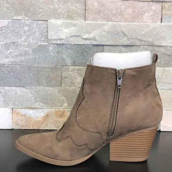 American Rag Kayla Booties - Picture 3 of 4